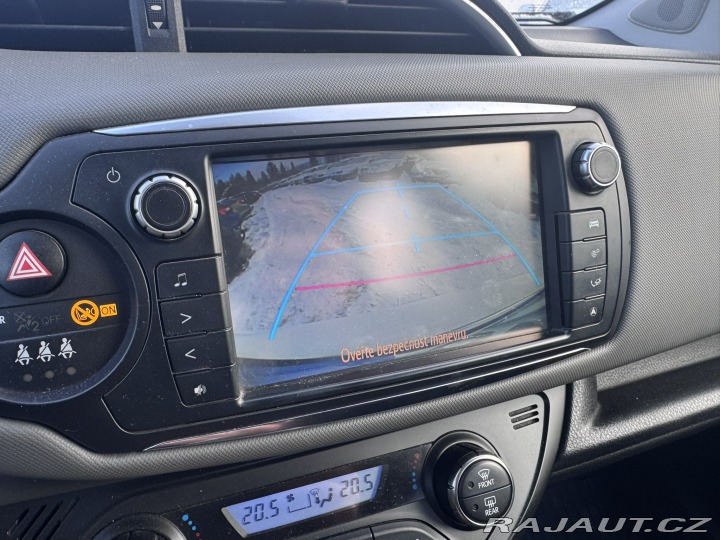 Toyota Yaris HYBRID 1,5 54 KW STK 2016