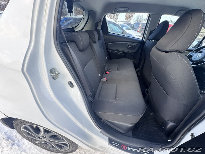 Toyota Yaris HYBRID 1,5 54 KW STK 2016