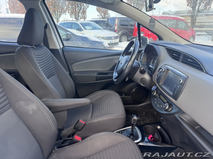 Toyota Yaris HYBRID 1,5 54 KW STK 2016