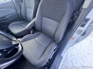 Toyota Yaris HYBRID 1,5 54 KW STK 2016