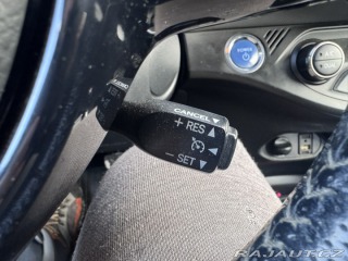 Toyota Yaris HYBRID 1,5 54 KW STK 2016