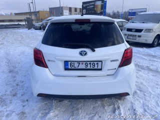 Toyota Yaris HYBRID 1,5 54 KW STK 2016