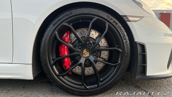 Porsche Boxster Spyder 2020