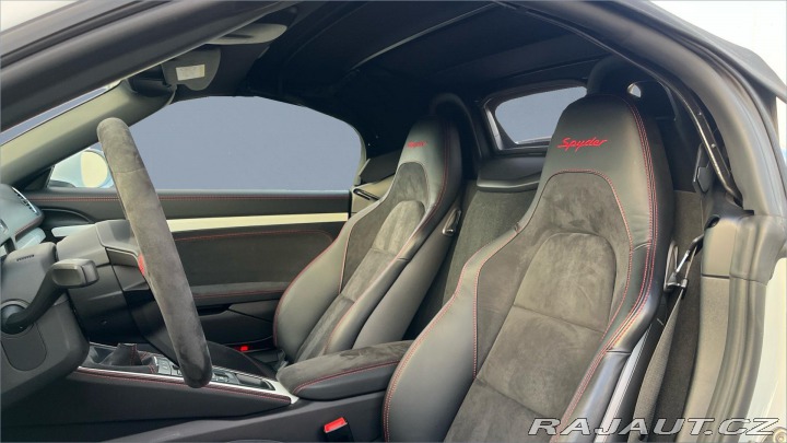 Porsche Boxster Spyder 2020