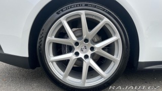 Porsche Panamera 4 2025