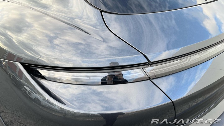 Porsche Taycan 4 Cross Turismo 2024