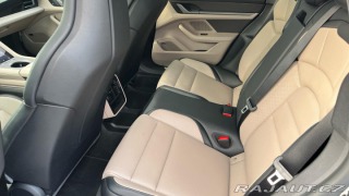 Porsche Taycan 4 Cross Turismo 2024