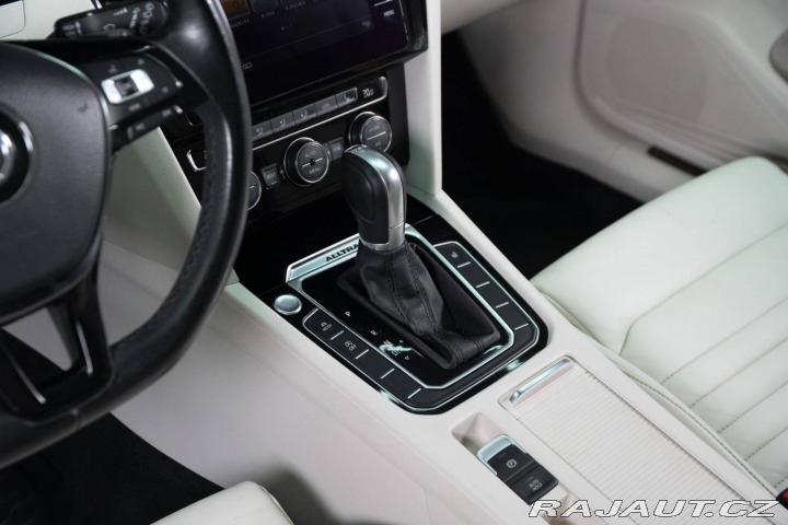 Volkswagen Passat Alltrack 2.0 TDI SCR 4Mo 2019