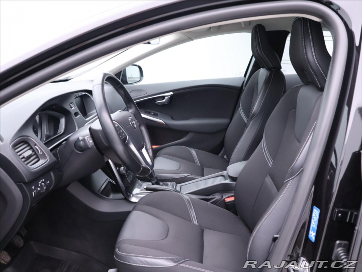 Volvo V40 2,0 D2 Winter Packet LED 2017