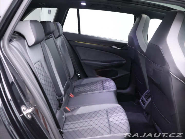 Volkswagen Golf 2,0 TDI DSG R-line Virtua 2022