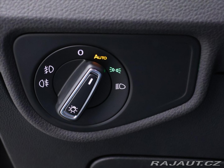 Volkswagen Touran 2,0 TDI 90kW Highline CZ 2021