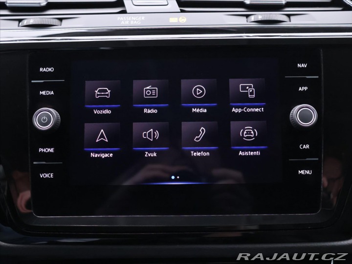 Volkswagen Touran 2,0 TDI 90kW Highline CZ 2021