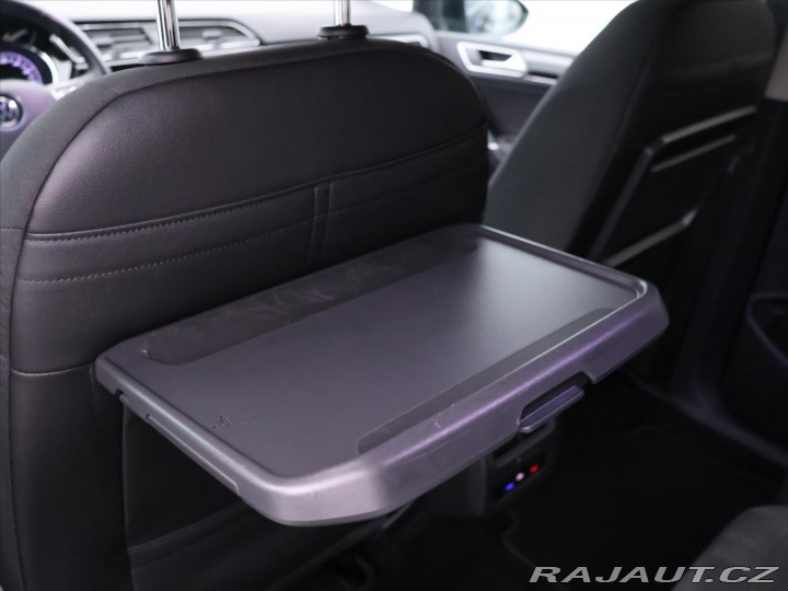 Volkswagen Touran 2,0 TDI 90kW Highline CZ 2021