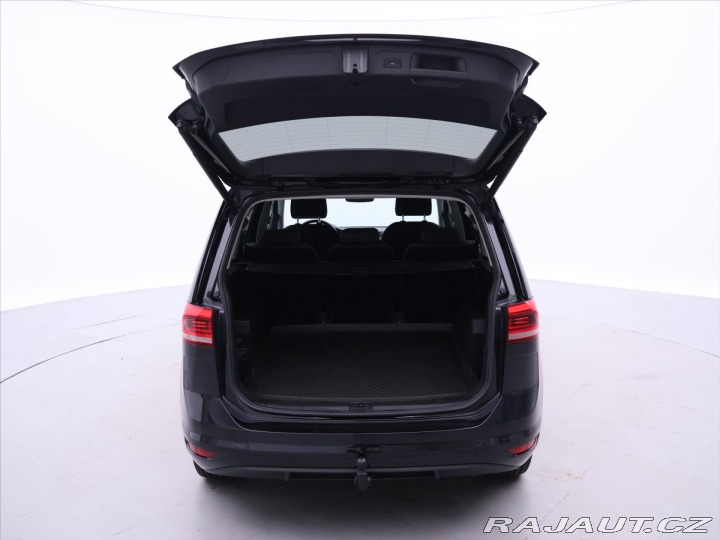 Volkswagen Touran 2,0 TDI 90kW Highline CZ 2021