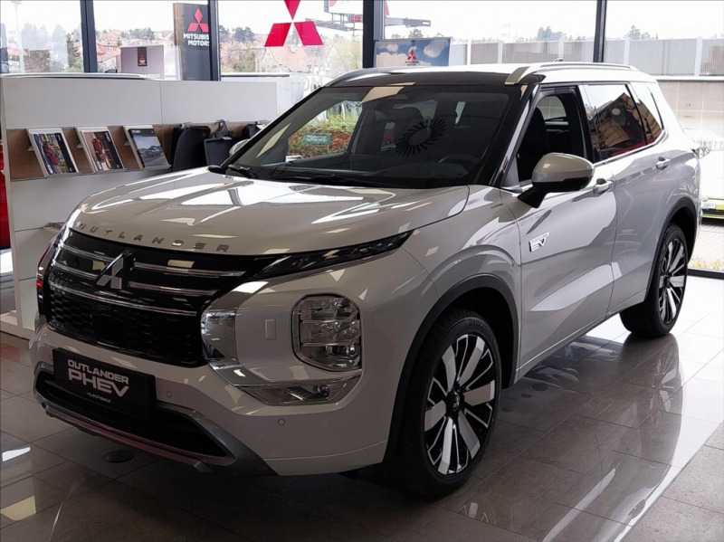 Mitsubishi Outlander 2.4 PHEV INSTYLE