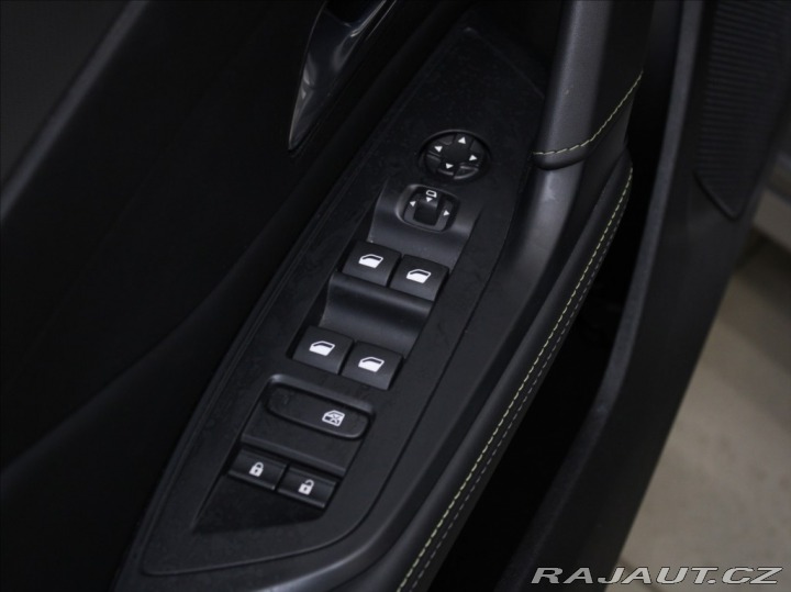 Peugeot 308 1,2 PT 96kW AT GT-line 19 2024