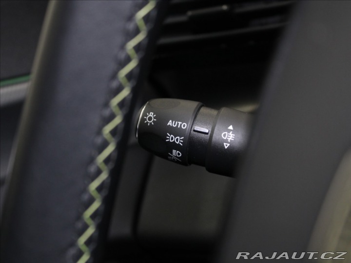 Peugeot 308 1,2 PT 96kW AT GT-line 19 2024