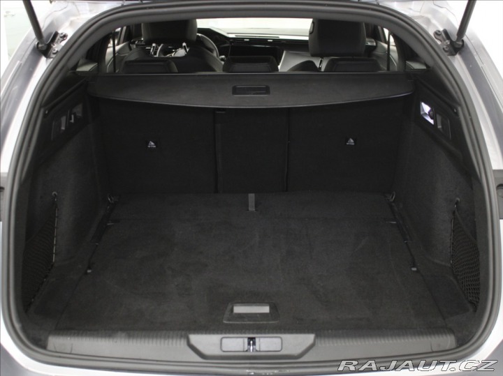 Peugeot 308 1,2 PT 96kW AT GT Matrix 2024