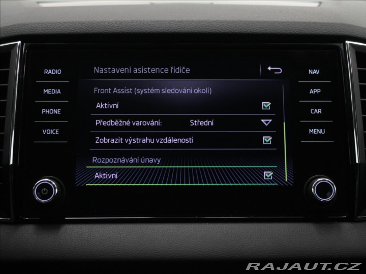 Škoda Karoq 1,6 TDI Manuál Style 1.ma 2018