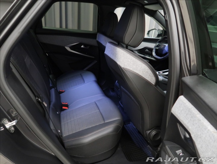 Peugeot 3008 1,2 ALLURE HYBRID145 e-DC 2024