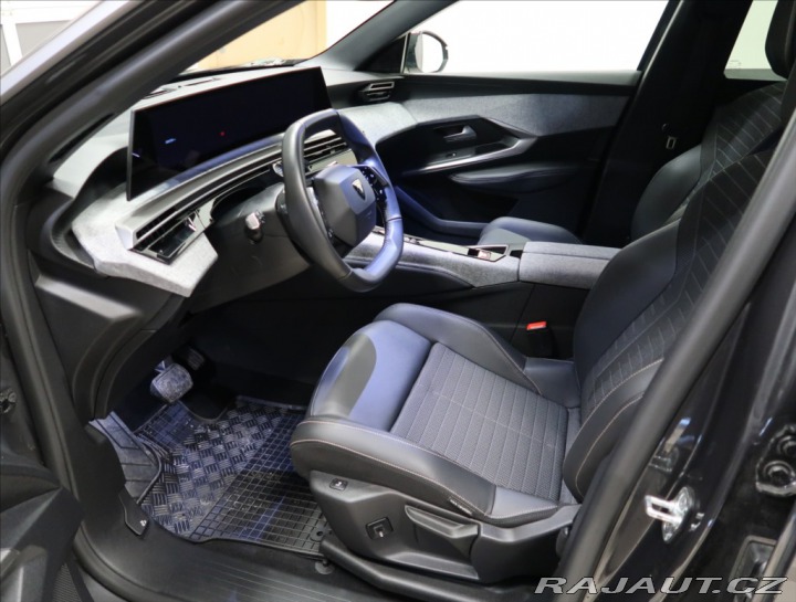 Peugeot 3008 1,2 ALLURE HYBRID145 e-DC 2024