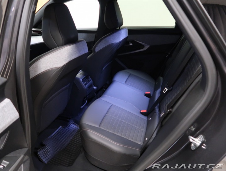 Peugeot 3008 1,2 ALLURE HYBRID145 e-DC 2024