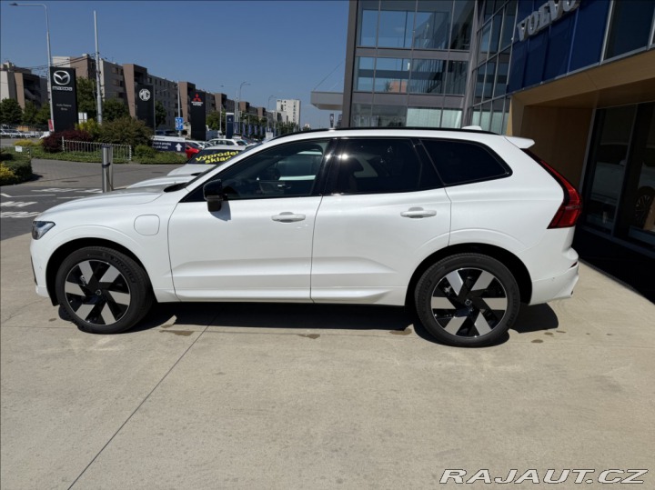 Volvo XC60 2,0   T8 ULTRA PHEV 2024
