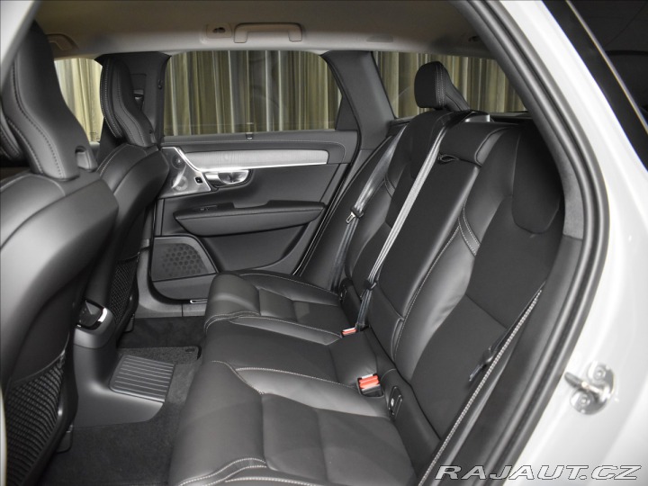 Volvo V90 2,0 T6  Plus Dark 1800