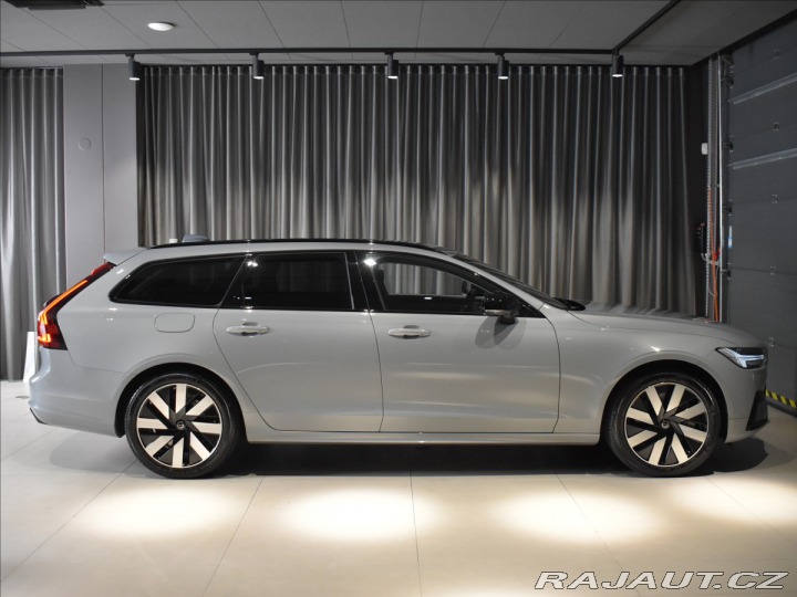 Volvo V90 2,0 T6  Plus Dark 2025