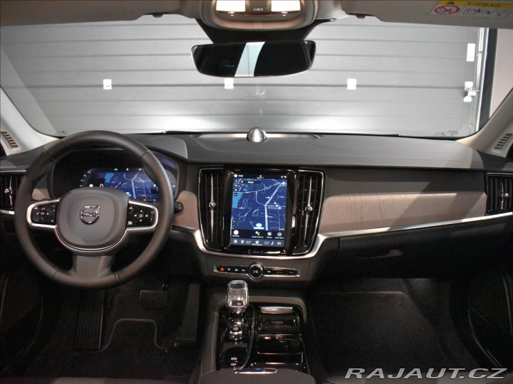 Volvo V90 2,0 T6  Plus Dark 2025