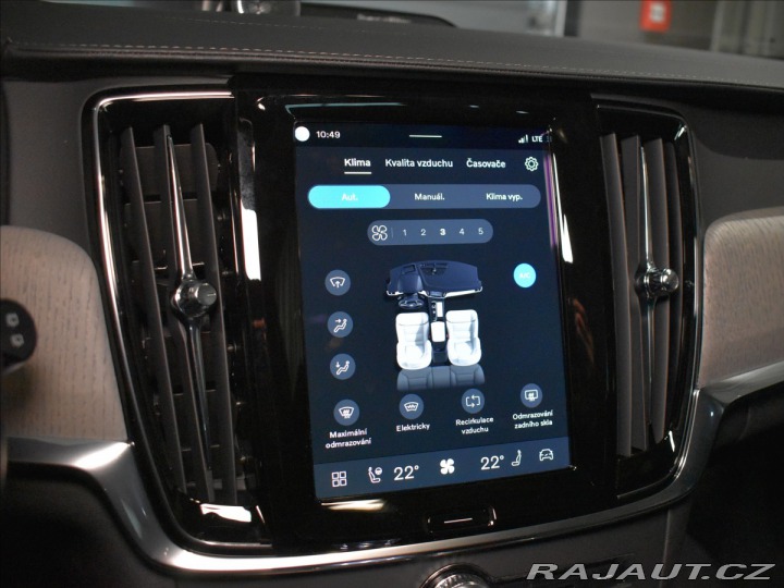 Volvo V90 2,0 T6  Plus Dark 1800