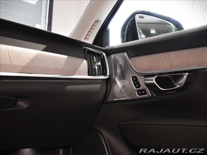 Volvo V90 2,0 T6  Plus Dark 2025