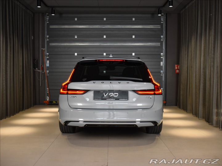 Volvo V90 2,0 T6  Plus Dark 1800