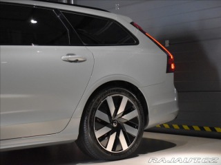 Volvo V90 2,0 T6 Plus Dark 2025