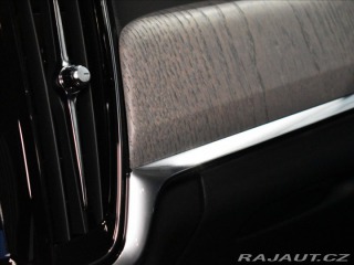 Volvo V90 2,0 T6 Plus Dark 2025