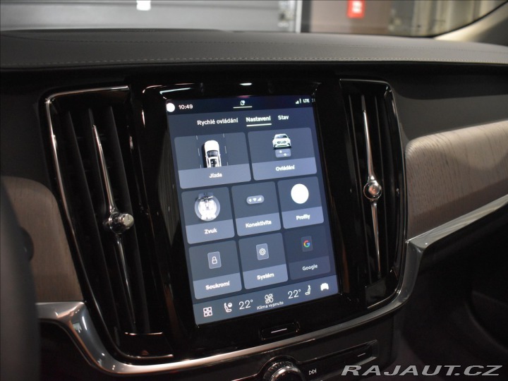 Volvo V90 2,0 T8 Plus Dark 2025