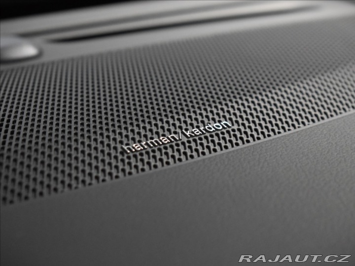 Volvo V90 2,0 T8 Plus Dark 2025