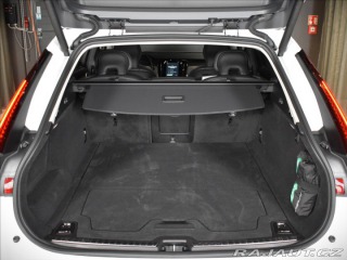 Volvo V90 2,0 T8  Plus Dark 2025