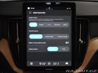 Volvo XC60 2,0 T6  Plus Dark 2025