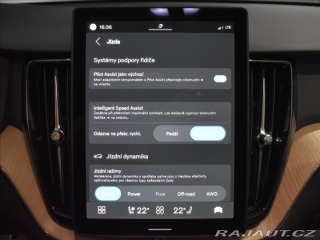 Volvo XC60 2,0 T6  Plus Dark 2025