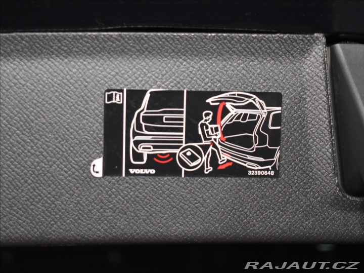 Volvo XC90 2,0 T8 AWD ULtra Pano,Vzd 2025