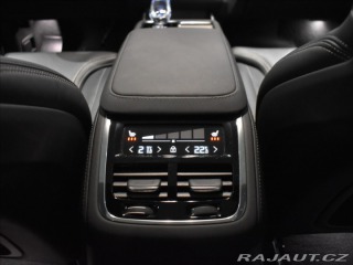 Volvo XC90 2,0 T8 AWD ULtra Pano,Vzd 2025