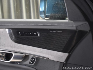 Volvo XC90 2,0 T8 AWD ULtra Pano,Vzd 2025