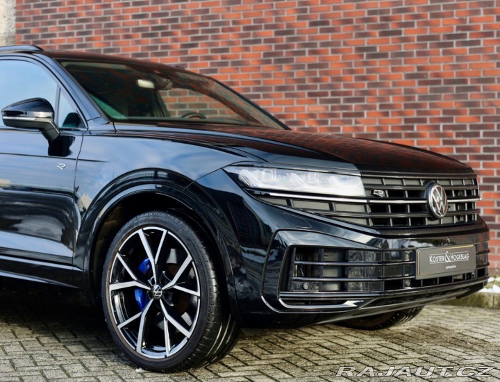 Volkswagen Touareg R-line, 3.0 V6 TFSI E-Hy 2023