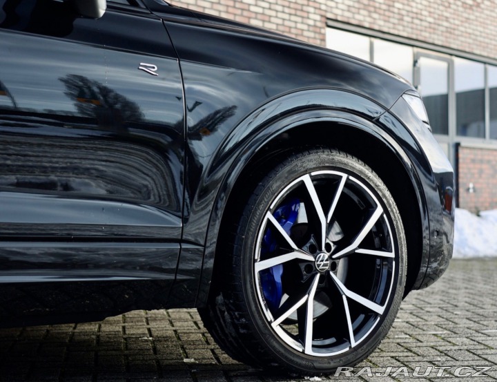 Volkswagen Touareg R-line, 3.0 V6 TFSI E-Hy 2023