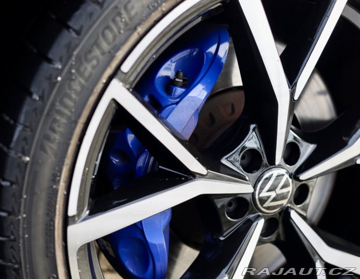 Volkswagen Touareg R-line, 3.0 V6 TFSI E-Hy 2023