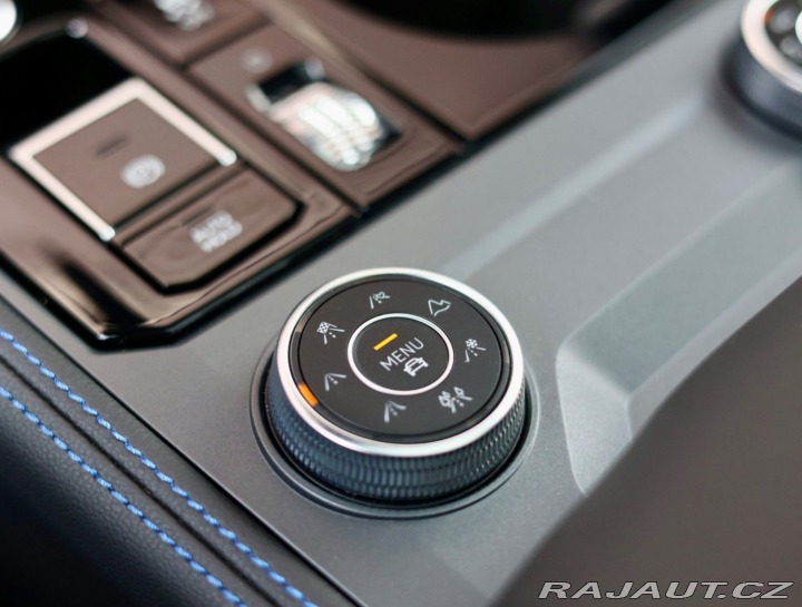 Volkswagen Touareg R-line, 3.0 V6 TFSI E-Hy 2023