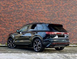 Volkswagen Touareg R-line, 3.0 V6 TFSI E-Hy 2023
