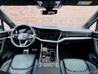 Volkswagen Touareg R-line, 3.0 V6 TFSI E-Hy 2023