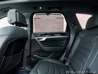 Volkswagen Touareg R-line, 3.0 V6 TFSI E-Hy 2023